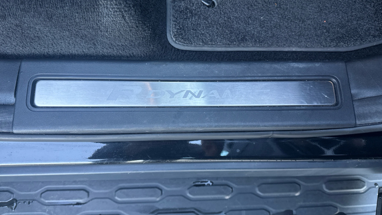 Land Rover Discovery 3.0 D250 R-Dynamic SE 5dr Auto Diesel Station Wagon